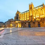 Le Cocon De La Cathedrale Au Coeur De * Mety