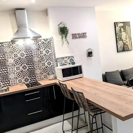 Lägenhet Le Cocon De La Cathedrale Au Coeur De *