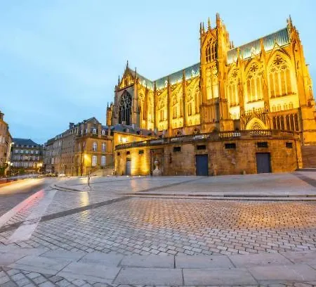 Le Cocon De La Cathedrale Au Coeur De * Mety
